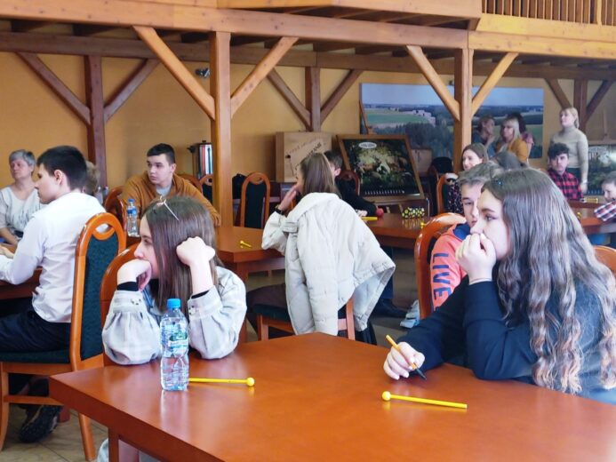 Uczestnicy biorący udział w XX Powiatowym Konkursie Przyrodniczym.