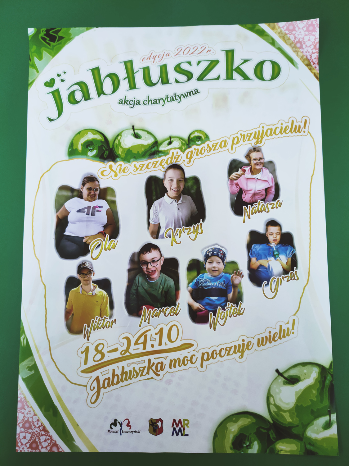 Plakat akcji charytatywnej "Jabłuszko" edycja 2022 r.